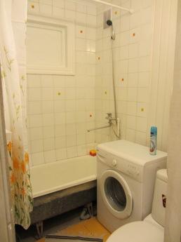 3 bedroom apartment in Ekaterinburg, Yekaterinburg - apartment by the day