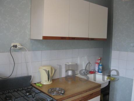. Odneshka near the bus station with Wi-, Yekaterinburg - apartment by the day
