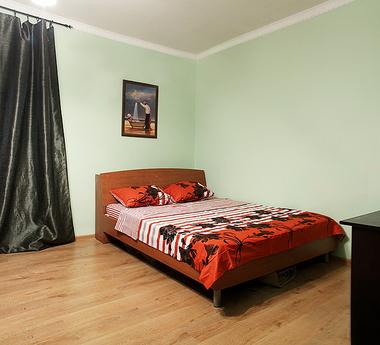 Уютная квартира с хорошим ремонтом, Москва - квартира посуточно