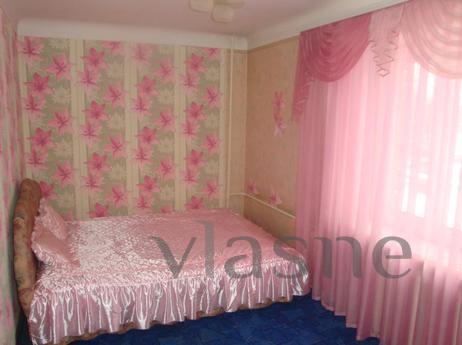 cozy 2-bedroom apartment in the center, Zaporizhzhia - apartment by the day