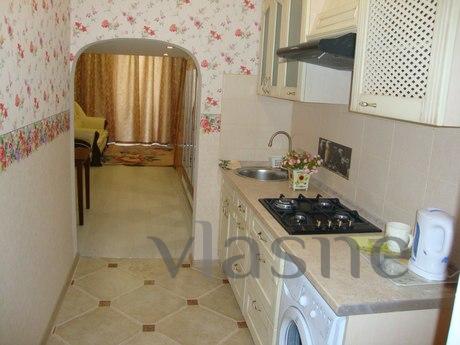 Luxury property in the center of Sevasto, Sevastopol - apartment by the day