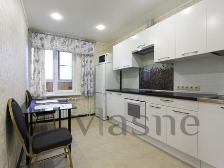 1 bedroom on Aviamotor, Moscow - apartment by the day
