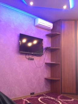 Very nice apartment in Troeschina, Kyiv - apartment by the day