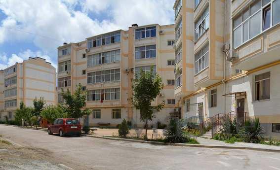 Rent apartments in Sevastopol 1, Sevastopol - apartment by the day