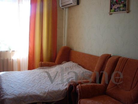 Rent one room apartment with a sea view, Sudak - apartment by the day