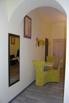 Kharkov center apartments for rent, Kharkiv - apartment by the day