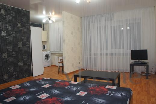 1 room. luxury apartment, located in the city center ul.Shar