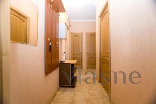 2 bedroom apartment in the Kiev (056), Moscow - apartment by the day