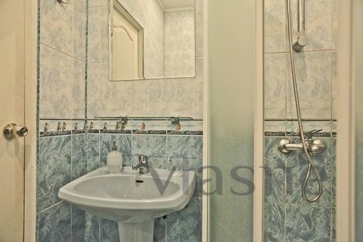 2-bedroom apartment on Smolenskaya (103), Moscow - apartment by the day