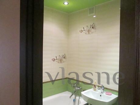 2k Apartment with Euro renovation Left B, Dnipro (Dnipropetrovsk) - apartment by the day