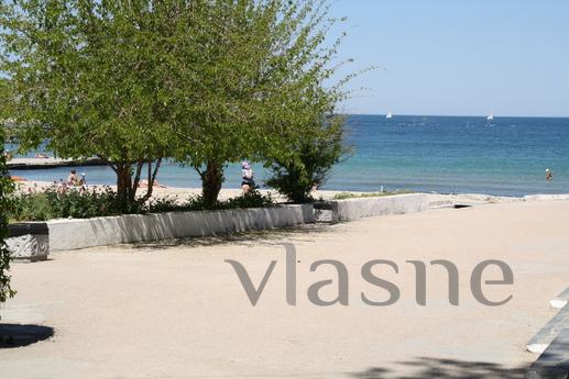 Rooms at the entrance to the beach - fro, Sevastopol - apartment by the day