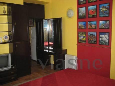 2-room cottage, Alushta - apartment by the day