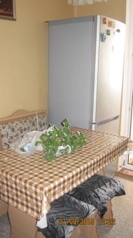 One bedroom apartment in 7 min from sea, Sudak - apartment by the day