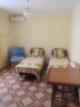 Rooms 5 minutes from the sea, Sudak - apartment by the day