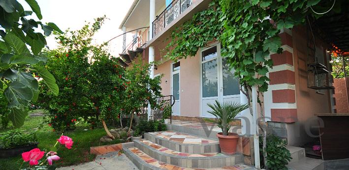 Comfortable rooms, Sudak - apartment by the day