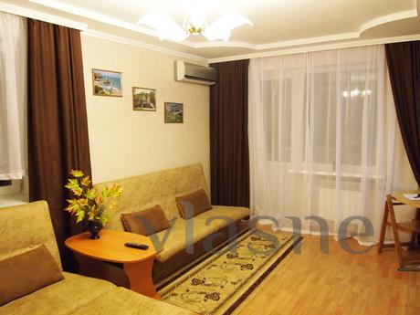 Cozy 1-bedroom seafront Kerch, Kerch - apartment by the day