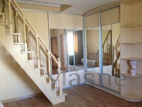 Rent a big house with a gazebo, Yevpatoriya - apartment by the day