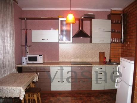 3 bedroom apartment for rent, Kharkiv - apartment by the day