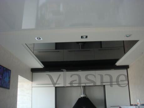 APARTMENT IN THE STYLE OF HI-TECH, Mykolaiv - apartment by the day