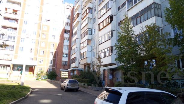 Spacious 2-bedroom apartment, Bratsk - apartment by the day