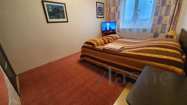 Comfortable 1-bedroom apartment, Bratsk - apartment by the day