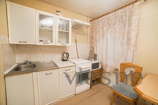 SHORT NEAR METRO, Yekaterinburg - apartment by the day