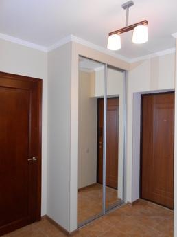 Luxury apartment near the shopping cente, Sevastopol - apartment by the day