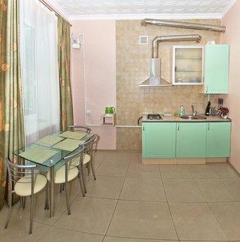 Rent by the day 2-room apartment Center, Odessa - apartment by the day