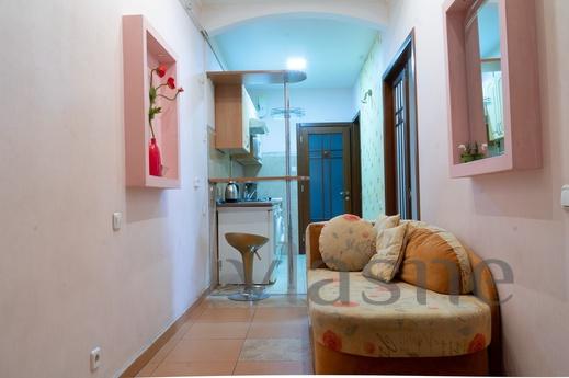 One bedroom on the Greek Sq., 5 seats, Odessa - apartment by the day