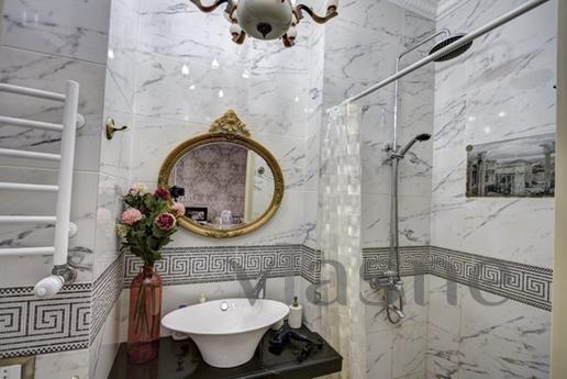 Center, beautiful studio in a new house, Odessa - apartment by the day