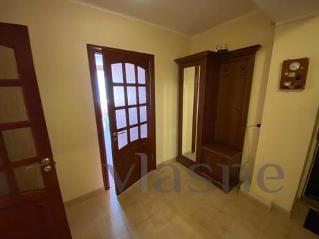 Three-room apartment near the sea, Sevastopol - apartment by the day