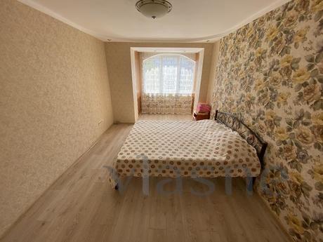 Three-room apartment near the sea, Sevastopol - apartment by the day