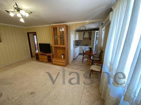 Three-room apartment near the sea, Sevastopol - apartment by the day