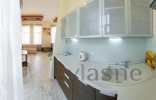 1-bedroom apartment close to Golden Gate, Kyiv - apartment by the day