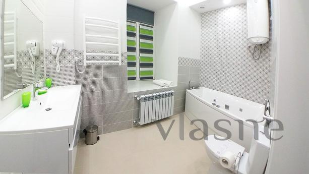 Luxurious studio with Jacuzzi in Kiev, Kyiv - apartment by the day