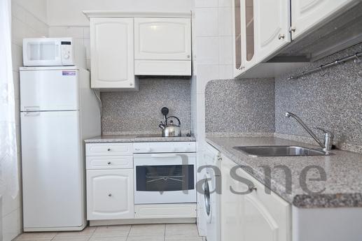 KP, cozy apartment in a high-rise,, Moscow - apartment by the day