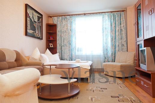 This comfortable one-room flat is situated near several metr