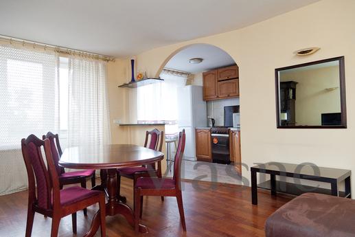 This three-room flat with 6 sleeps is situated in 10 minutes