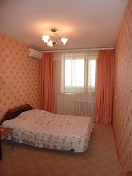 Rent 2-bedroom apartment in the center, Yevpatoriya - apartment by the day