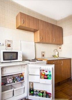 Large and bright 1 bedroom apartment, Kemerovo - apartment by the day