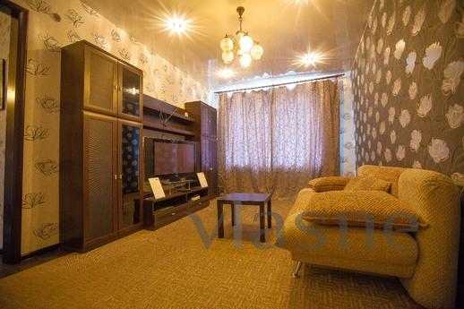 Two-bedroom apartment on the day velikol, Kemerovo - apartment by the day