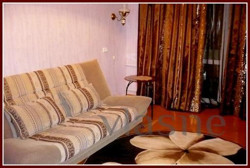 2 bedroom apartment located on Leningrad Prospect 40b. With 