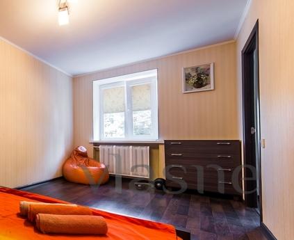 2-bedroom luxury apartment, Kemerovo - apartment by the day
