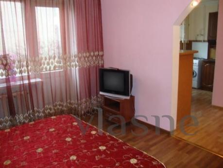 For rent studio apartment at the circus, Kemerovo - apartment by the day