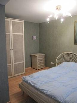 2 bedroom apartment comfortably accommodate up to 4 people, 