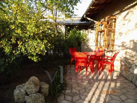 Guest house by the sea in Evpatoria, Yevpatoriya - apartment by the day