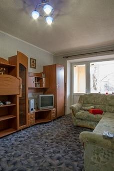 Квартира 1комнатная расположена в ленинском районе, обставле