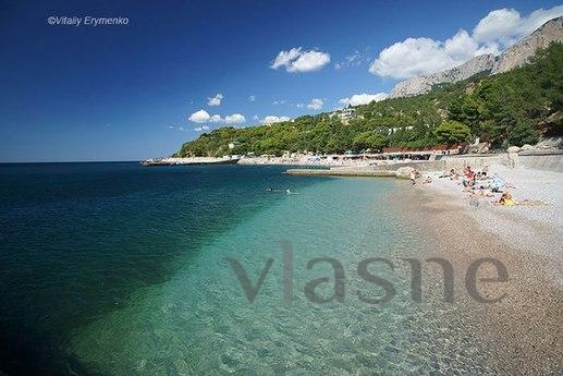 The third floor of the house in Kastropo, Yalta - apartment by the day