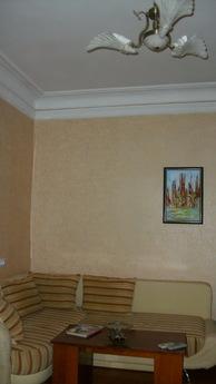 | Cozy apartment right in the center!, Odessa - apartment by the day