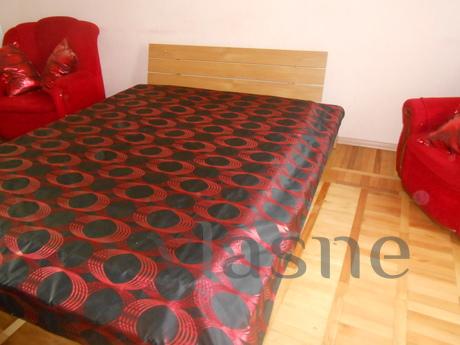 Saksaganskogo, Excellent studio, Kyiv - apartment by the day